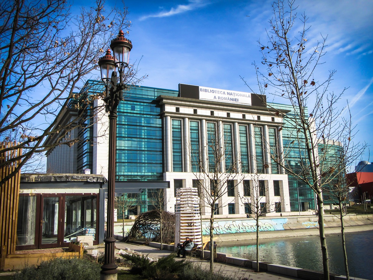 About bucharest 4892226 1280 (1)